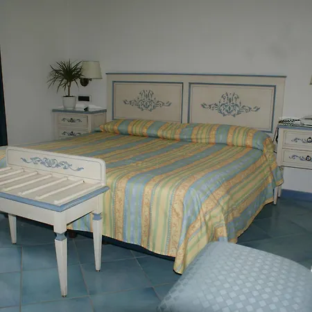 Ciccio Hotell 3*